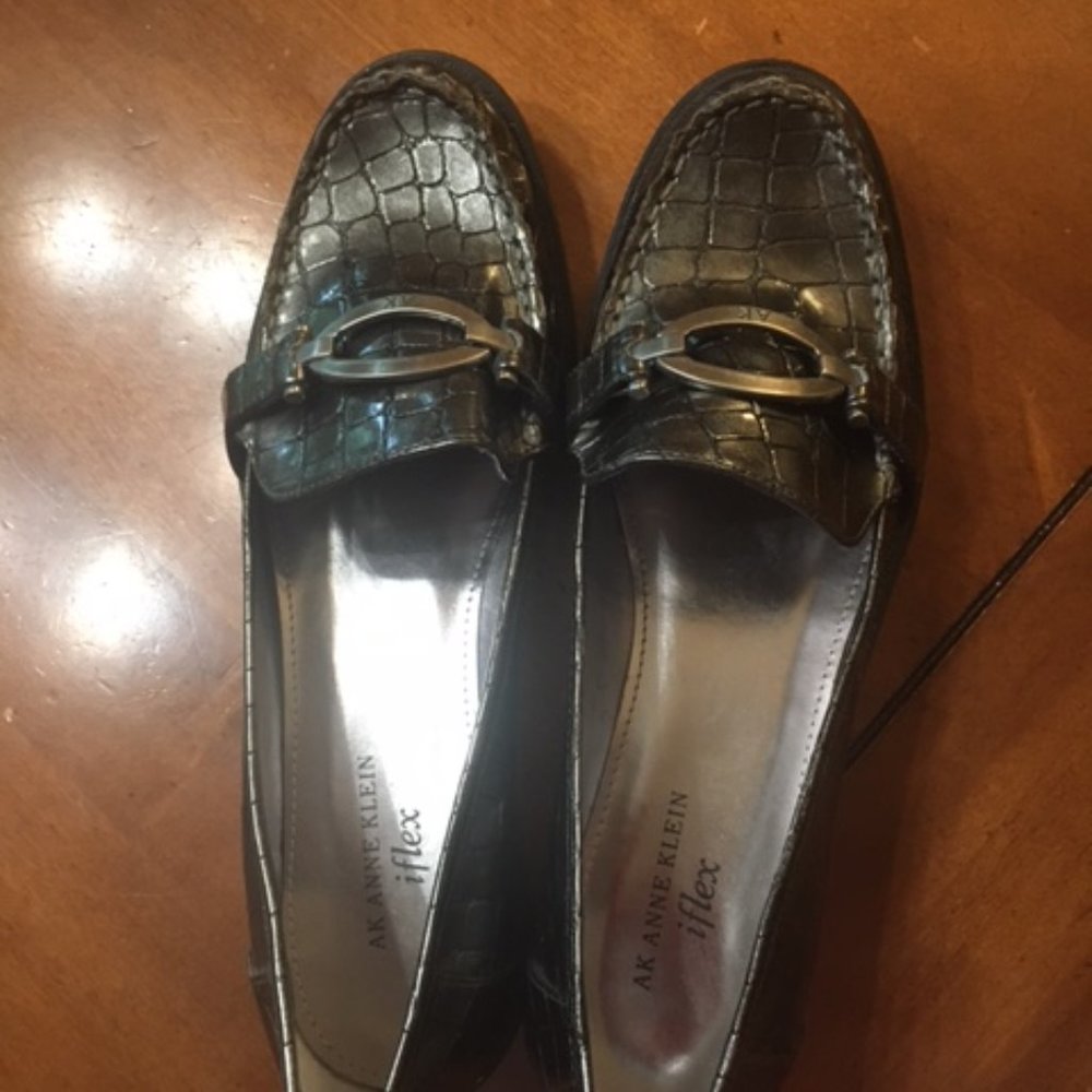 Anne Klein dark gray loafers ( iflex)
